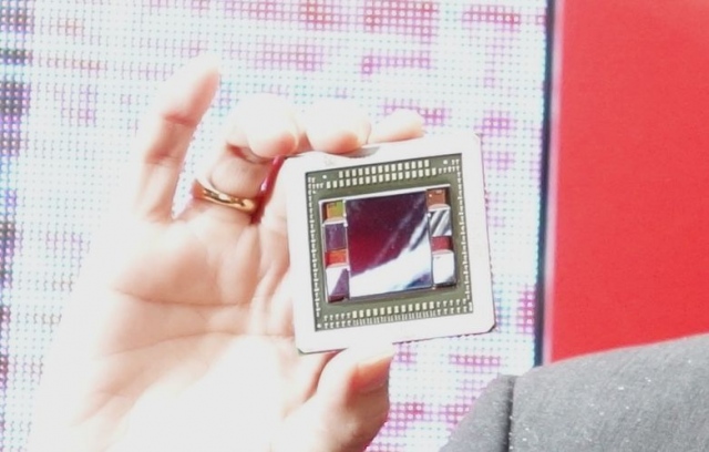 m__e00e88aa1768b7b567ab44c8451dacfb56071563182__m.jpeg : amd computex 별거 없었네요